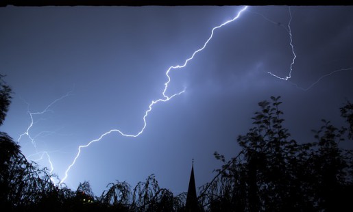 lightning-199651_640 lightning-199651_640