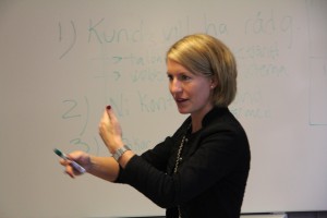Chefen för pensionsrådgivningen manar på.